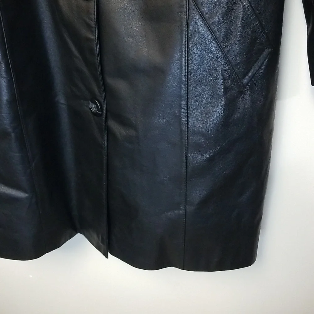 Danier Leather Car Coat - Picture 6 of 15